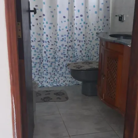 Casa Temporada Em Aparecida Com Vista Para Basilica Exterior photo