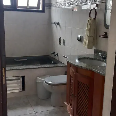 Casa Temporada Em Aparecida Com Vista Para Basilica Exterior photo